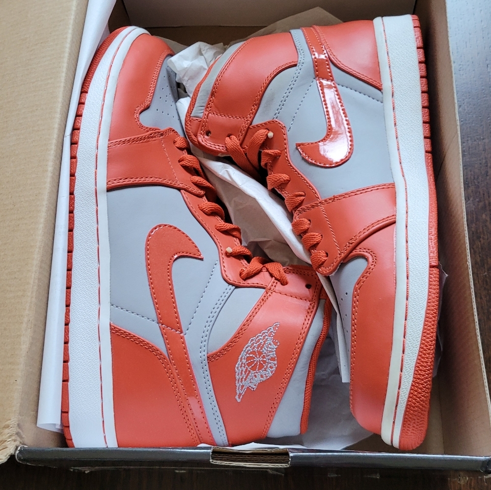 Jordan retro 1 high